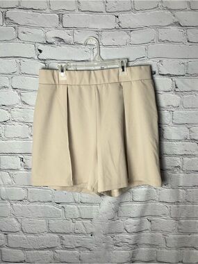 H&M Cream Pleated High-Rise Shorts
